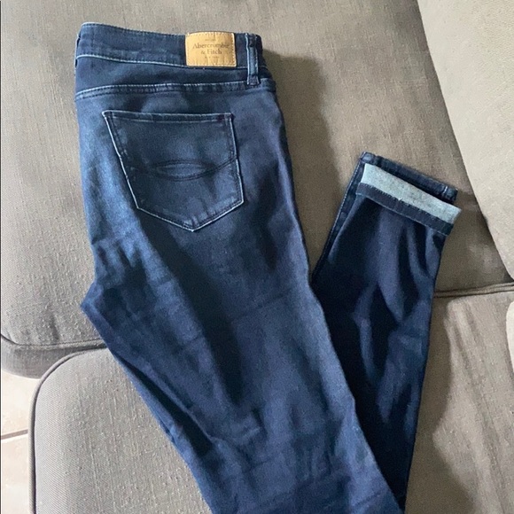 Abercrombie & Fitch jeans - Picture 1 of 4